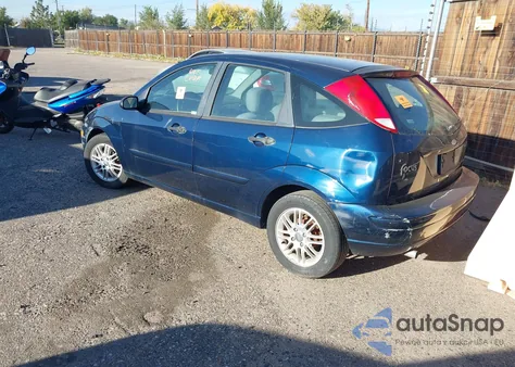 2004 Ford Focus Zx5 из США, поврежденный, VIN 3FAFP37324R127593